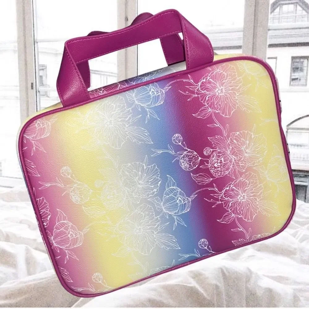 Betsey Johnson Ombré Cosmetics Travel Bag Toiletries Pink Yellow Blue​ - Picture 4 of 5